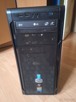 PC zostava s monitorom - 2