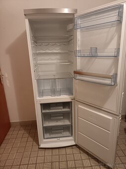 Chladnička s mrazničkou AEG - 2