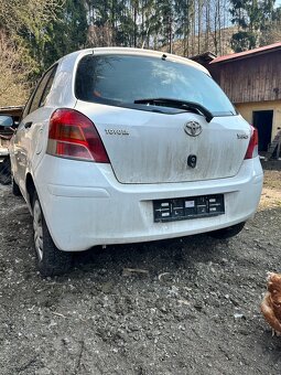 Predam toyotu yaris 1.0. - 2