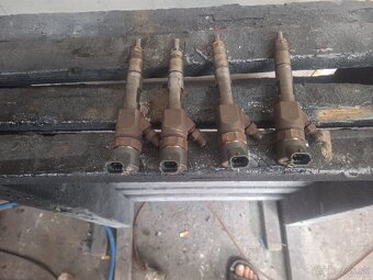 Vstreky Renault Suzuki 0445110328 - 2