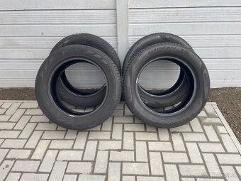 PIRELLI SCORPION 235/55/18 - 2