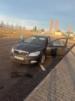 Škoda Octavia - 2