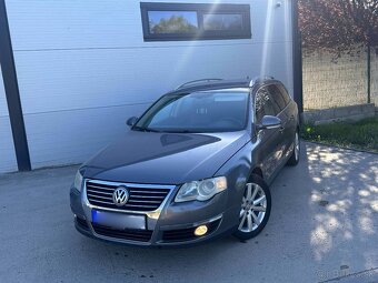 VW Passat 2.0TDi 125kw DSG Automat - 2