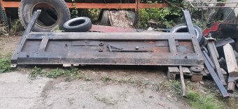 Predam dvojstlpovy starší zdvihák 2500kg ešte poctivé zelezo - 2