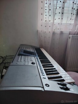 Klavesy yamaha - 2