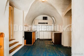 PREDAJ: Rodinný dom v "turčianskom" dvore, 123 m2, obec Há - 2