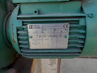 Stôl s elektromotorom - 2