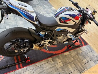 BMW M1000R - 2