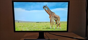 Samsung 4K UHD 28" monitor - 2