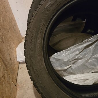 Nokian 215/55R18 - 2