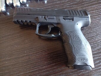 Vzduchova pisol Umaex Hckler & Koch V9 blwback - 2