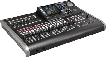 Tascam DP-24SD Viacstopové kompaktné štúdio - 2