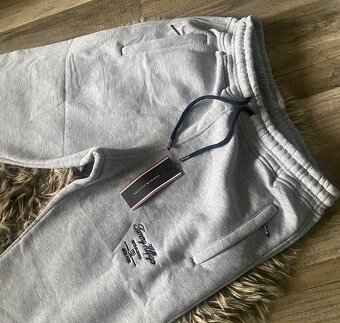 Tepláky tommy xxl - 2