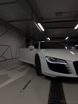 Audi R8 - 2