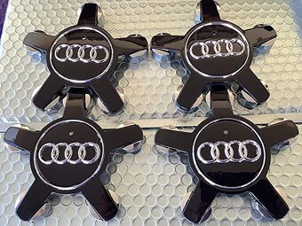 Stredové krytky Audi 135mm - 2
