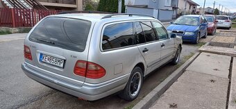 Mercedes W210 T E220 CDI 92kw 348000km - 2