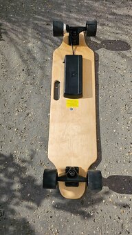 Predám elektrický skateboard - 2