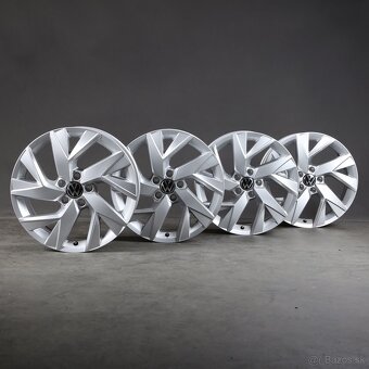 ✅ 5x112 r18 tiguan krasna sada Frankfurt vw original - 2
