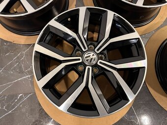 original Vw kolesa B8 r17 Nivelles Passat - 2