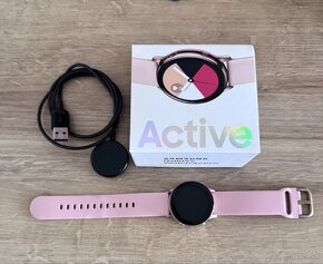 Hodinky Samsung Galaxy Watch Active ružovo-zlatá - 2