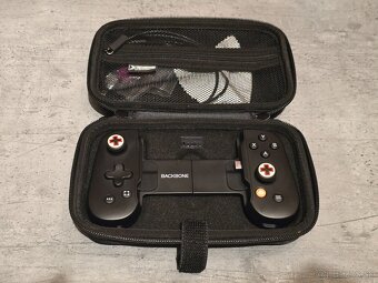 Predám BACKBONE - teleskopický gamepad pre mobil - 2