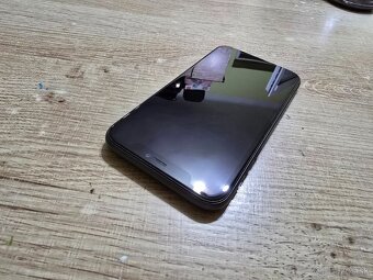 Iphone 11 v super stave s novou bateriou vdaka comu ma velmi - 2