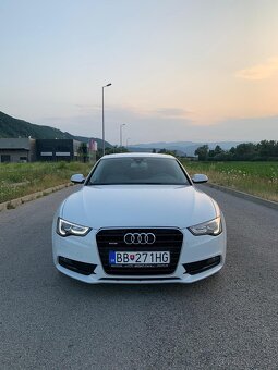 AUDI A5 B8 - 2