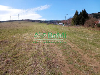 Na predaj rekreačný pozemok, so stavebným investičným potenc - 2