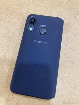 Samsung Galaxy A40 - 2