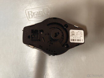Spinac hlavnych svetiel - Audi A4 B8 - 2