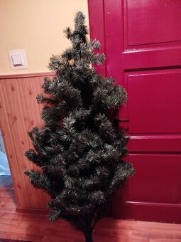Umelý vianočný stromček - 2