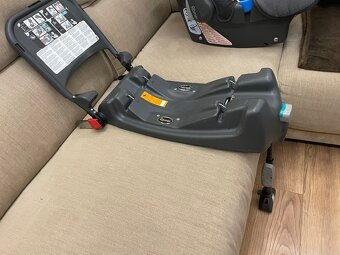 Predám vajíčko Britax Romer Baby-safe plus isofix+základňa - 2