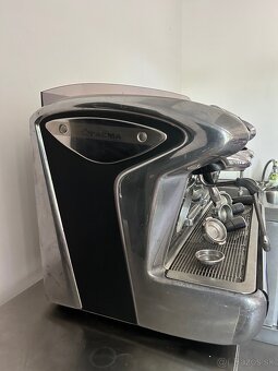 Faema Emblema – profesionálny kávovar (2012, v dobrom stave) - 2