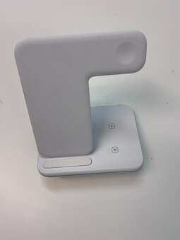 Nabíjacia stanica 3v1 Wireless nabíjaci stojan pre 3 zariade - 2