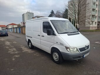 Mercedes Sprinter 208 - 2