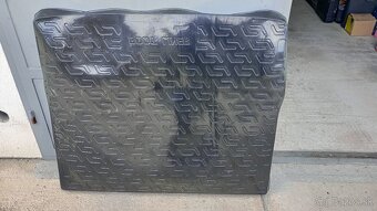 Predám plastovo gumovu vaňu do Ford FOCUS - 2