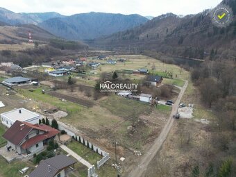 HALO reality - Predaj, pozemok pre rodinný dom 579 m2 Nezb - 2