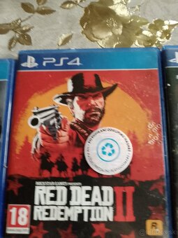 Mám na predaj hry PS4 - 2