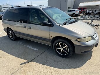 Chrysler Voyager 3,8 AWD na diely - 2