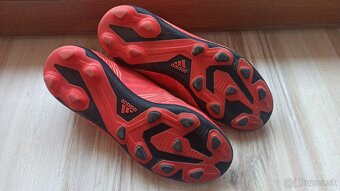 Kopačky značky Adidas veľkosť 33 - 2