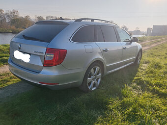 Škoda Superb combi 2014 - 2