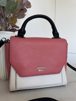 Guess kabelka - 2