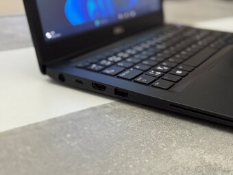 Dell Latitude 7290 | i7 | 16GB | SSD | FHD | W11 | Office - 2