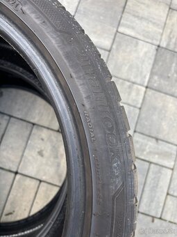 Predám 2ks letné pneu HANKOOK 275/35R20 - 2