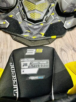 Bauer hokejova vesta + nohavice + traky - 2