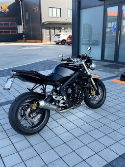 Triumph Street Triple 675 - 2