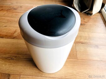 Vajíčko Britax plus kôš na plienky - 2