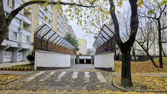 Parkovacie miesto v garážovom dome Stodolova v Ružinove - 2