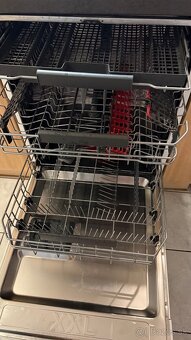 Predam umyvacku AEG - 2