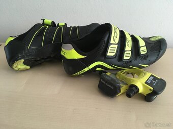 predam topanky+ SPD pedale - 2